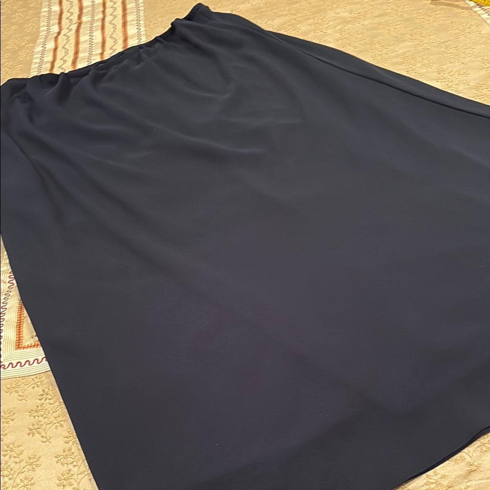 Dressbarn Woman Collection Black Maxi Skirt, polyester skirt/ lining, 18W